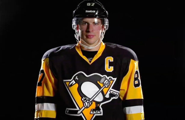 sidney crosby black and gold jersey