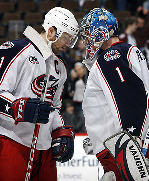 Both Rick Nash (L) and Steve Mason will need to continue the career seasons each had in 2009 to keep Columbus a playoff contender.
